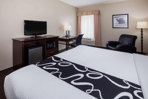 La Quinta Inn & Suites by Wyndham Inglewood image 23