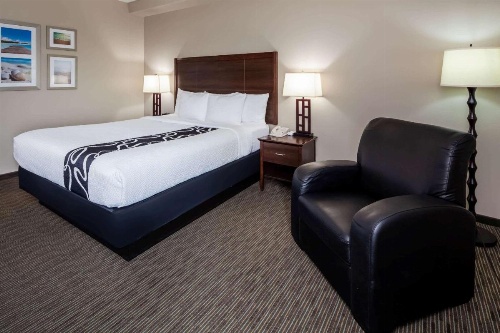 La Quinta Inn & Suites by Wyndham Inglewood image 6